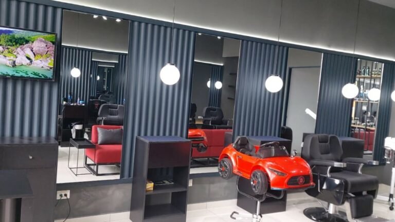 Charly’s Barbershop – San Salvador