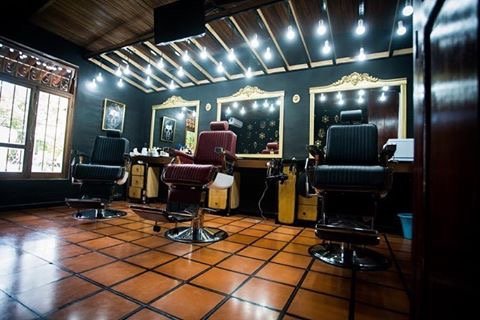 Emporio Salón | Barbería | Bar – San Salvador